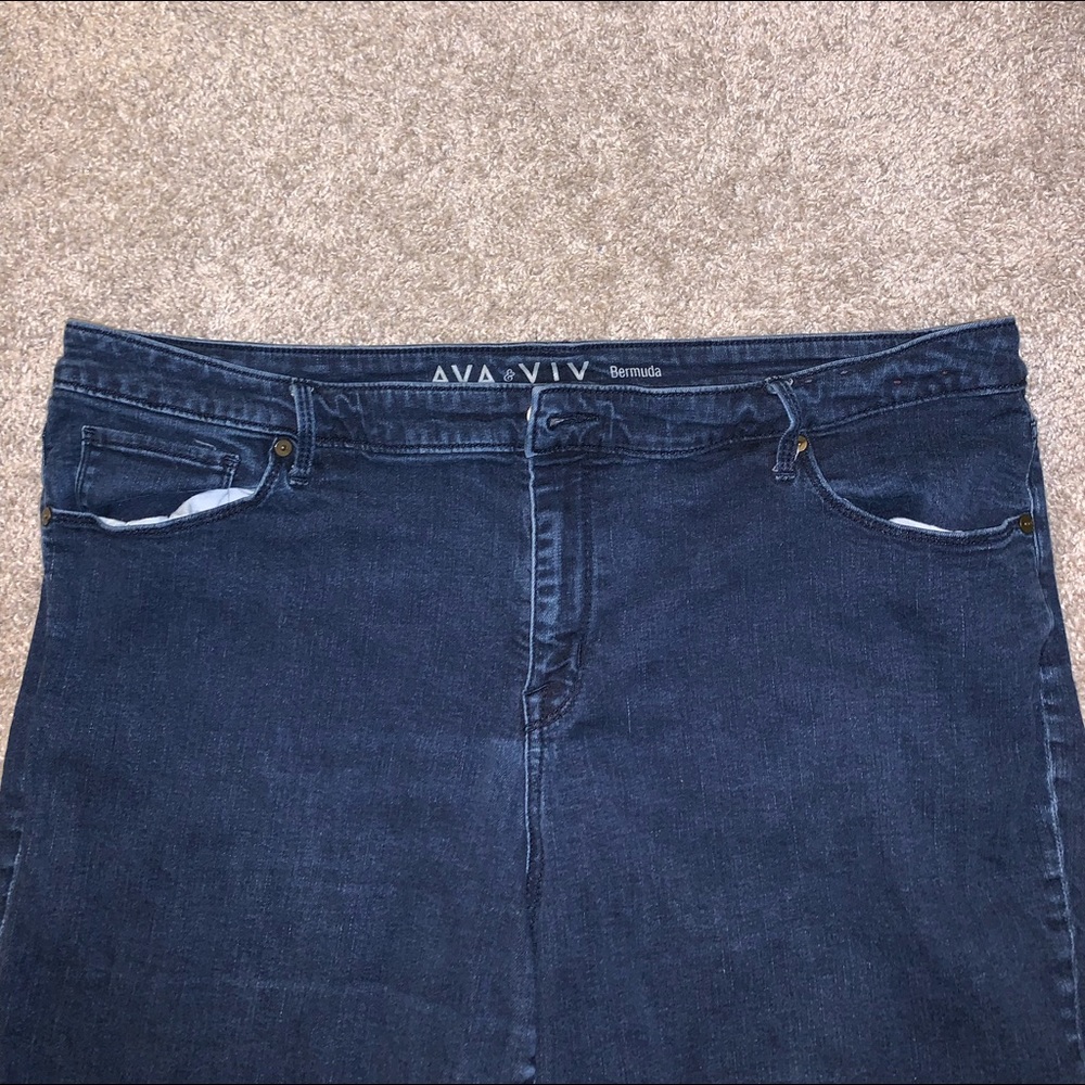 Ava & Viv Dark Blue Bermuda Jean shorts size 22W - Picture 4 of 10